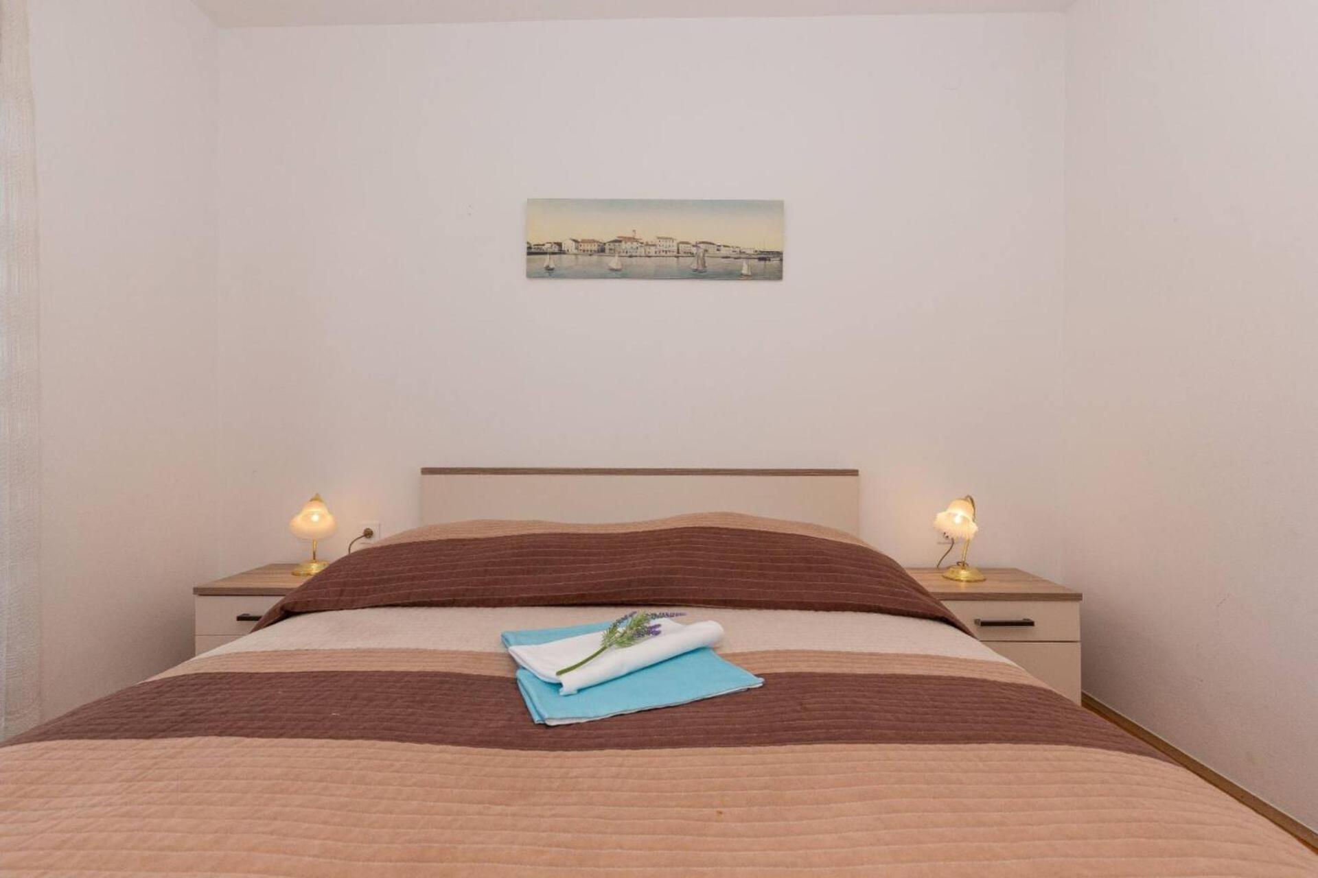 Three Bedroom Apartment In Biograd Biograd Na Moru Eksteriør billede