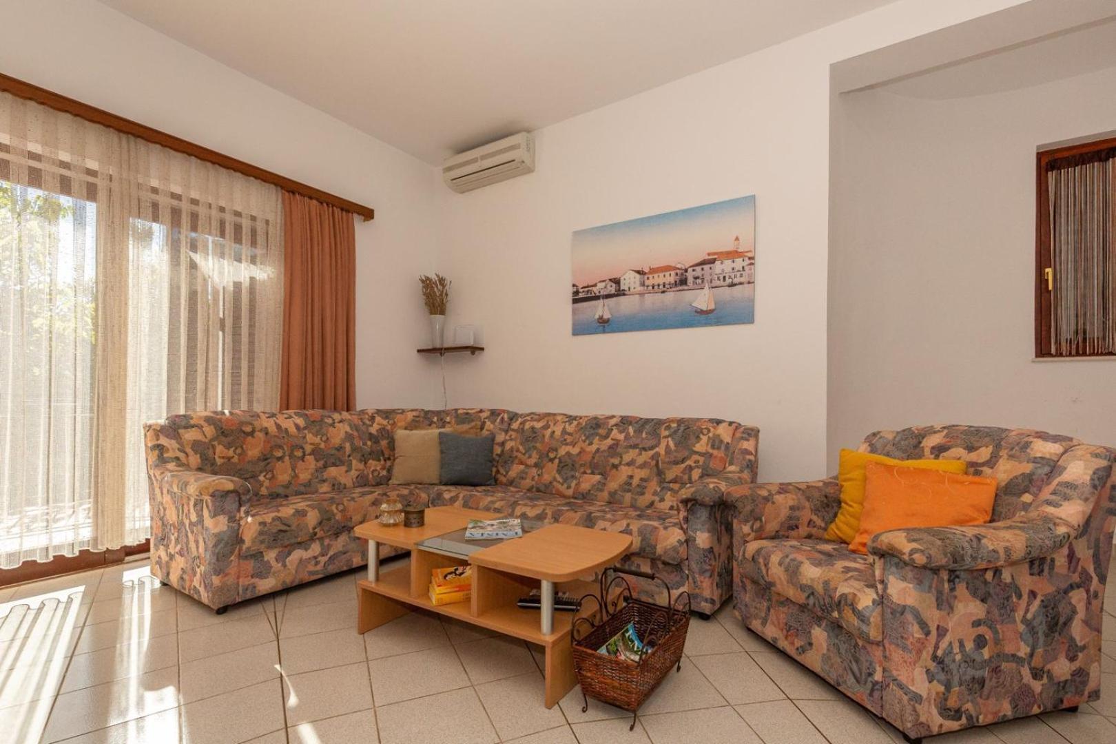 Three Bedroom Apartment In Biograd Biograd Na Moru Eksteriør billede