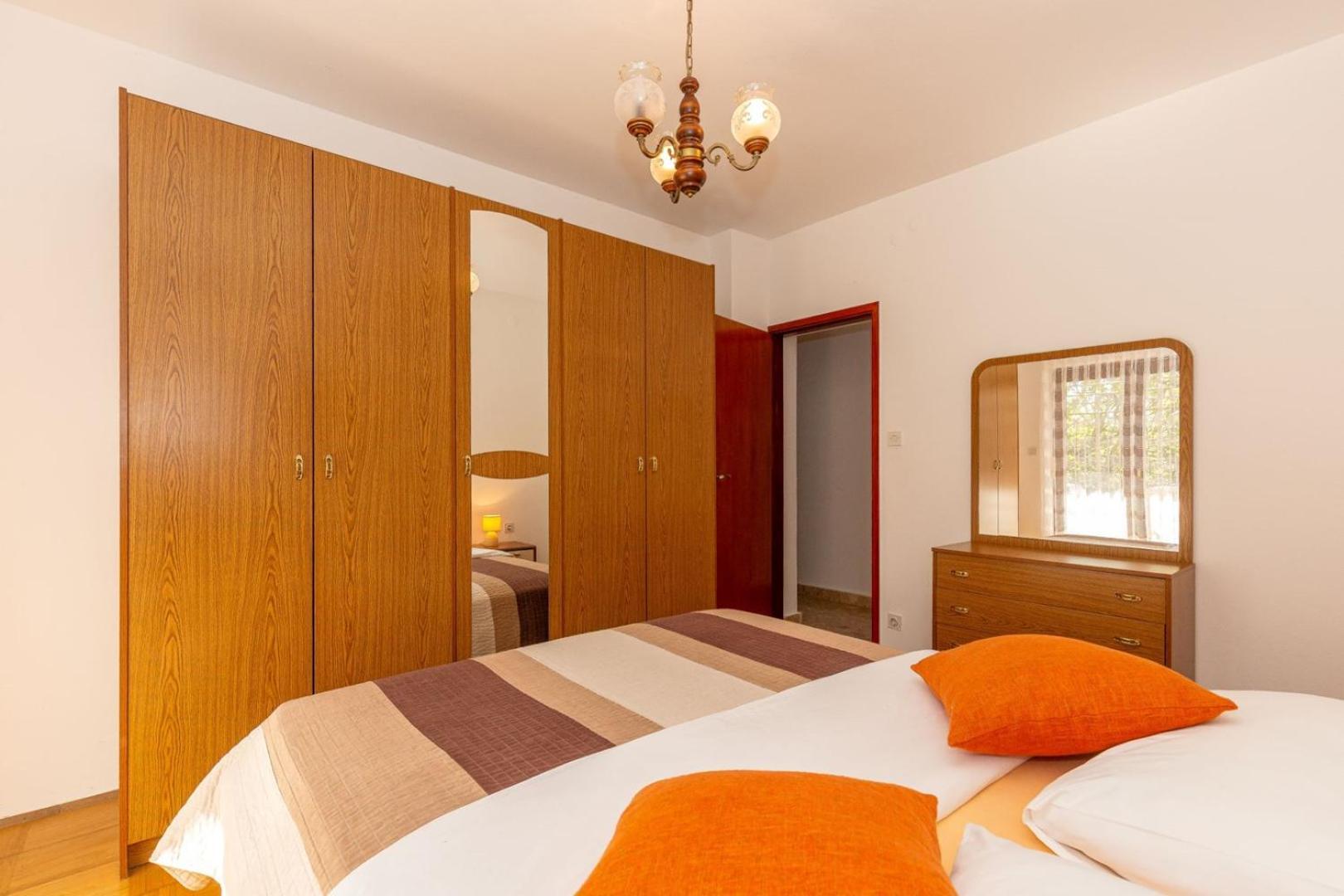 Three Bedroom Apartment In Biograd Biograd Na Moru Eksteriør billede
