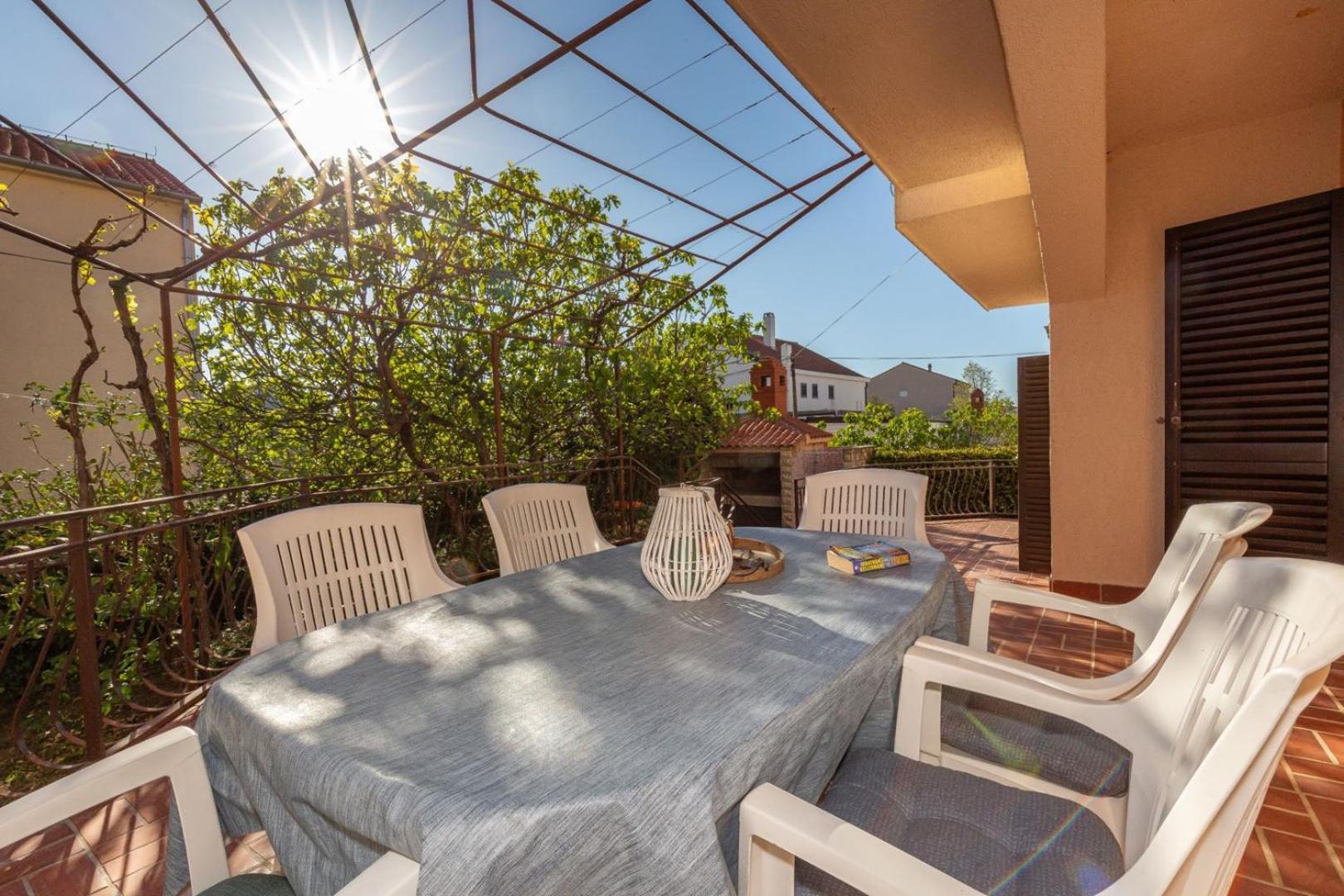Three Bedroom Apartment In Biograd Biograd Na Moru Eksteriør billede