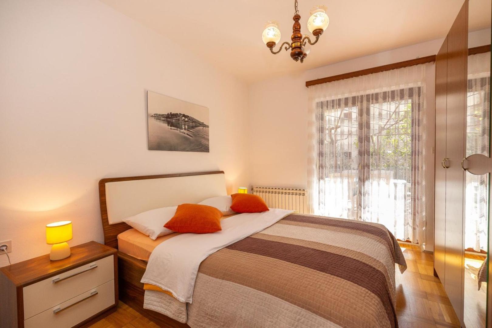 Three Bedroom Apartment In Biograd Biograd Na Moru Eksteriør billede